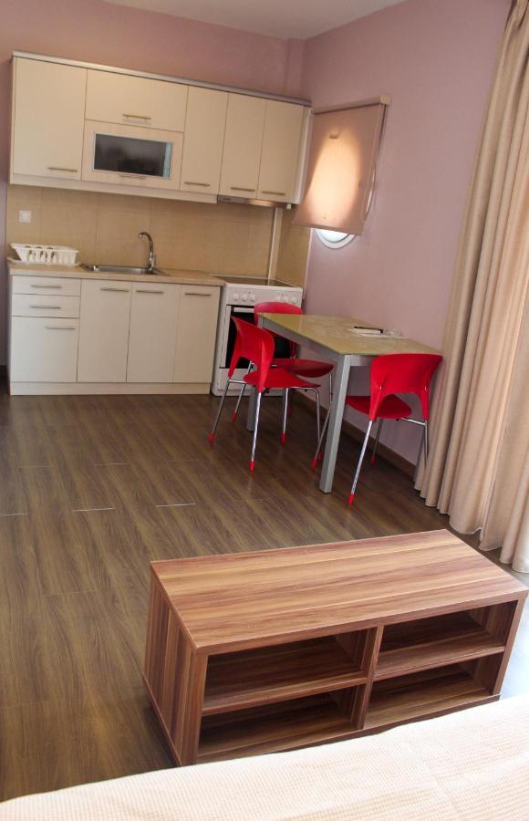 Apanema Apartments Vivari Luaran gambar